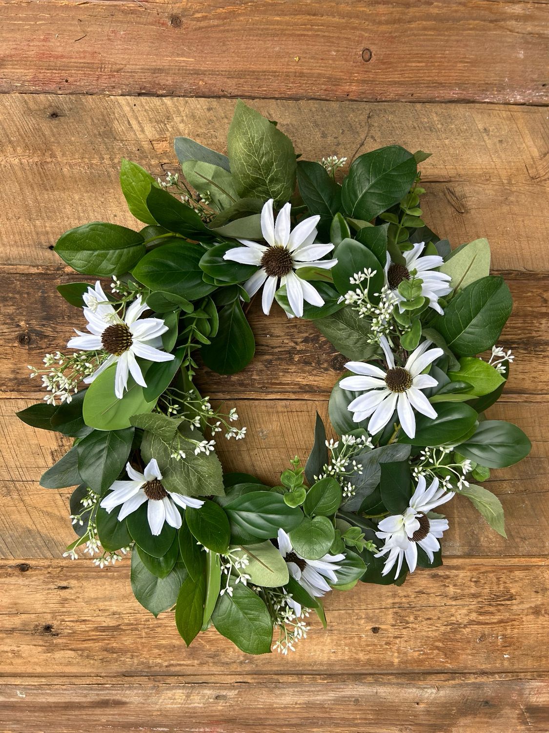 Couronne de fleurs rudbeckie blanches 