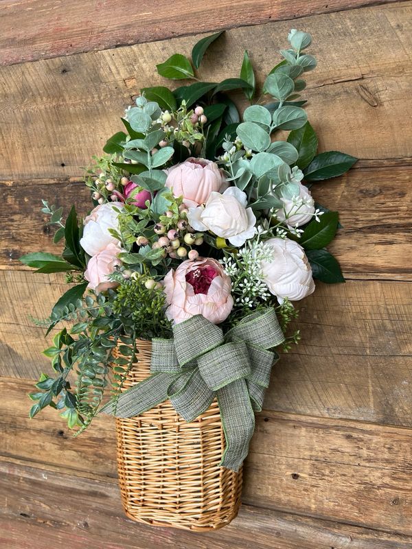Panier de porte pivoines et baies 