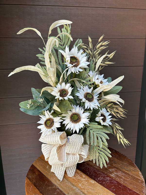 Panier d’automne tournesols et eucalyptus 