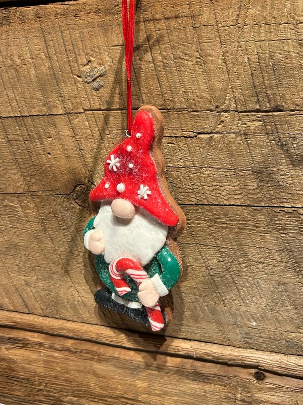 Ornement gnome et sa canne en bonbon 