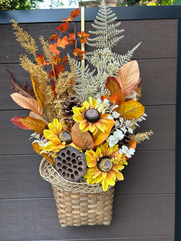 Panier de porte aux couleurs d’automne 