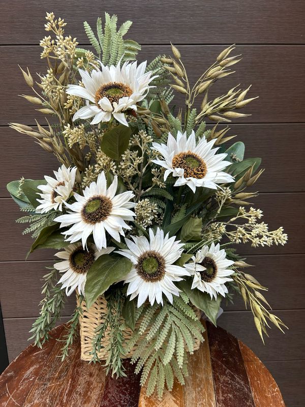 Panier d’automne tournesols et eucalyptus 