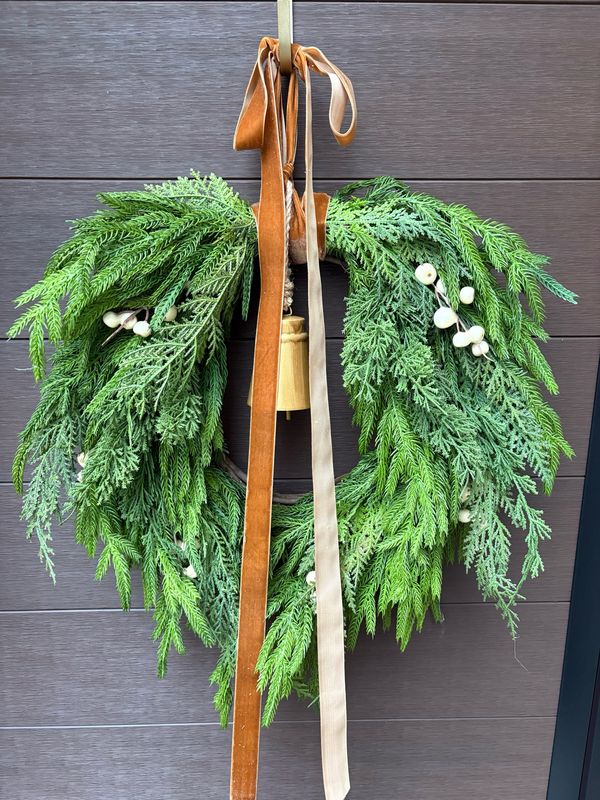 Couronne branches de pins Norfolk 