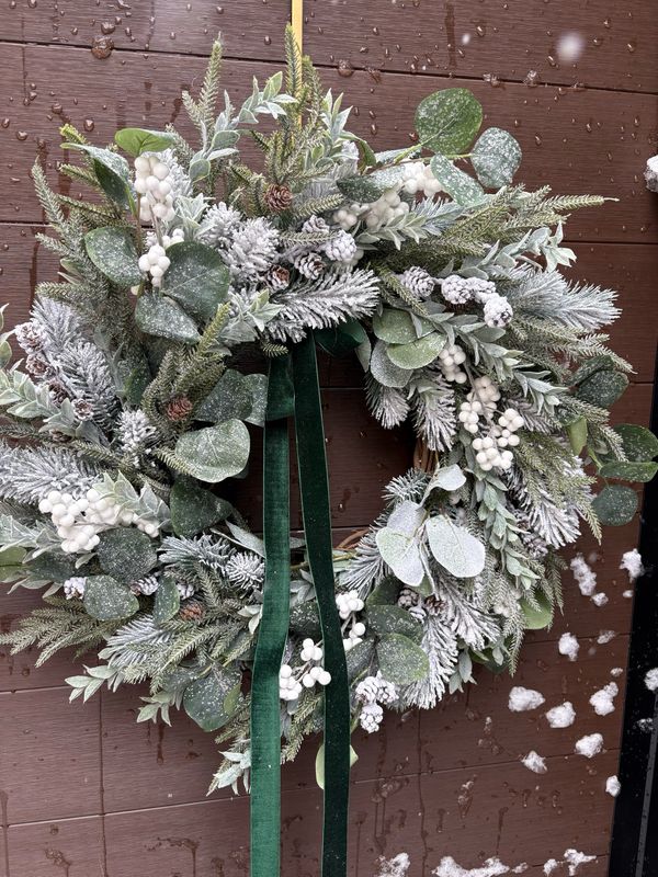 ❄️ Couronne enneigée – Rustique chic ❄️