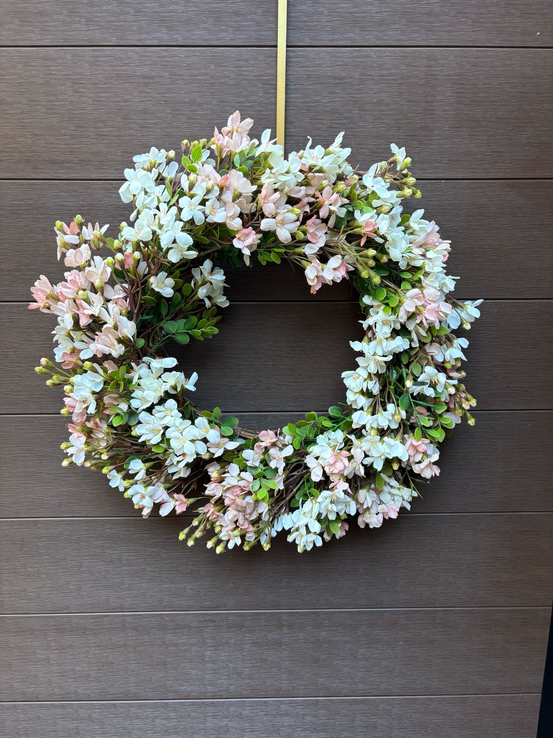 Couronne fleurs de cerisier blanches et roses 22 pouces | Collection Romantique