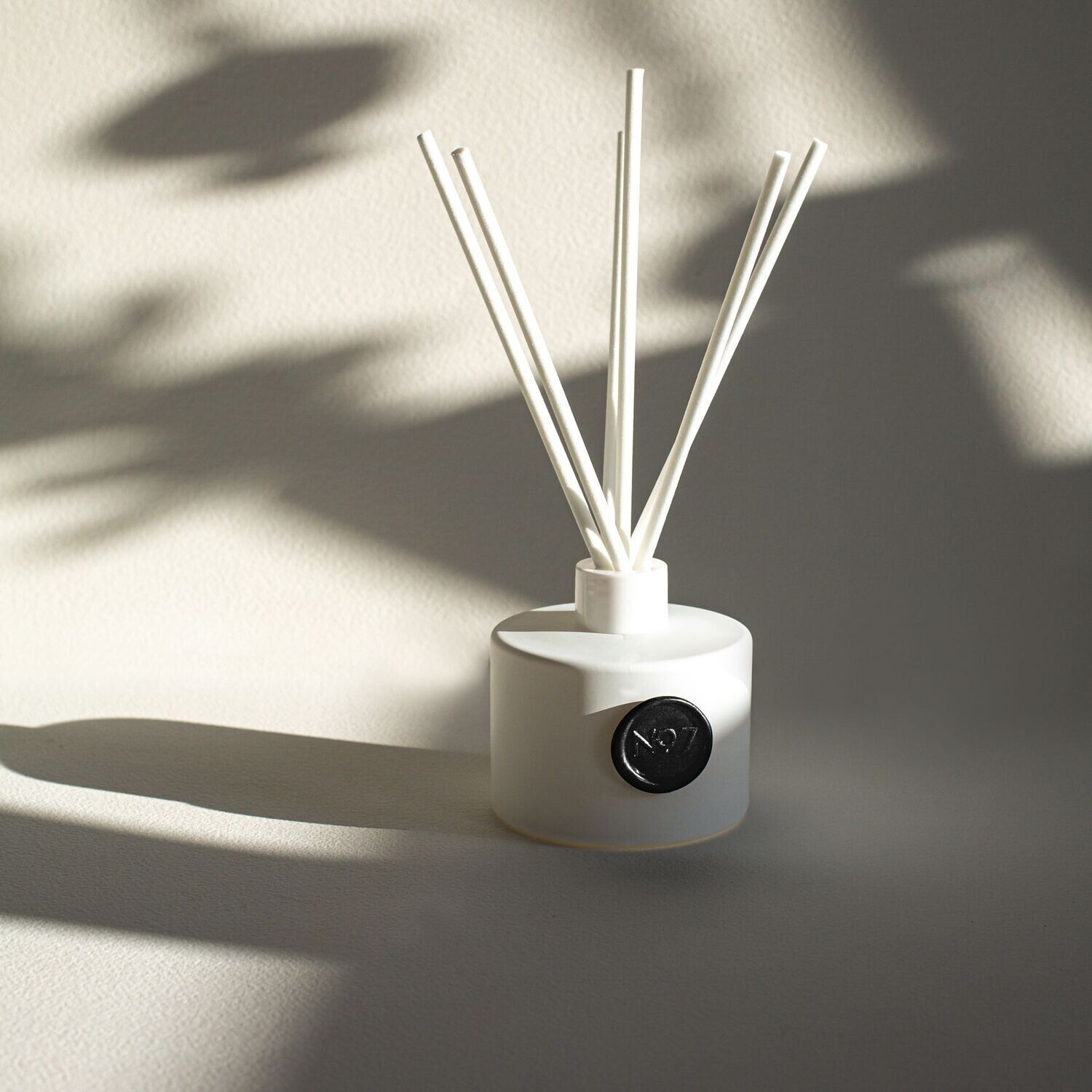 Black No. 7 Reed Diffuser Set