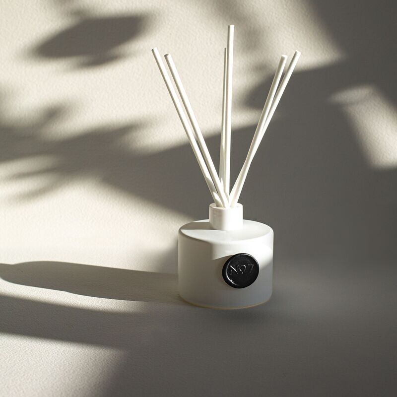 Black No. 7 Reed Diffuser Set