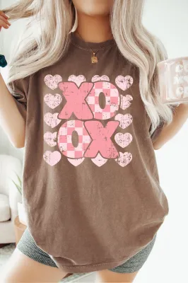 XOXO Tee