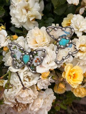 Butterflying Ring