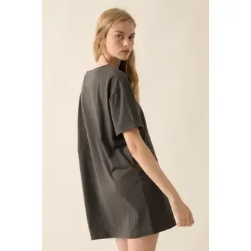 Roses Vintage-Wash Oversize Graphic Tee