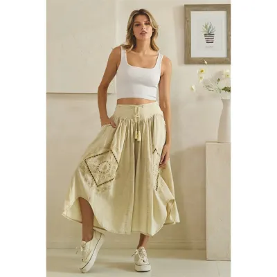 Hattie Embroidered Pant