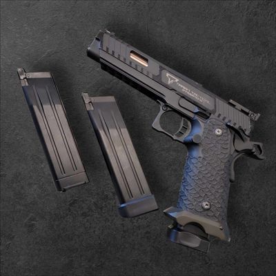Used EMG TTI Licensed JW3 2011 Combat Master Airsoft Training Pistol w/ 3 Magazines
