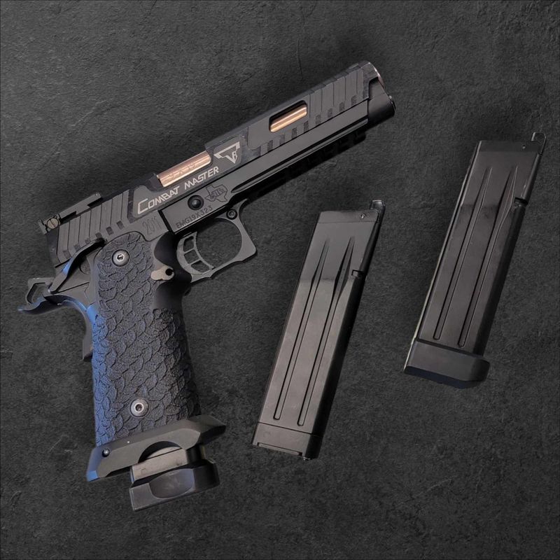 Used EMG TTI Licensed JW3 2011 Combat Master Airsoft Training Pistol w/ 3 Magazines