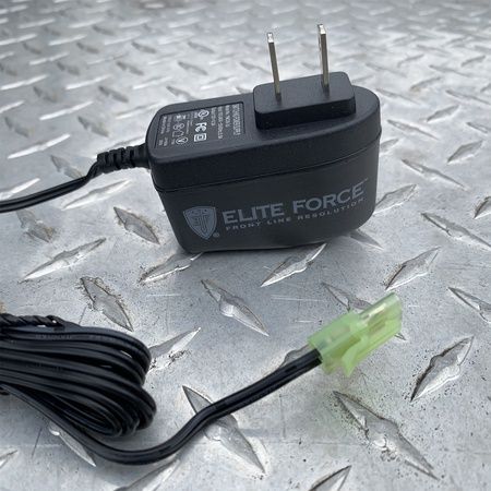 Elite Force EF 9.6V Smart Charger NIMH - 12V Output