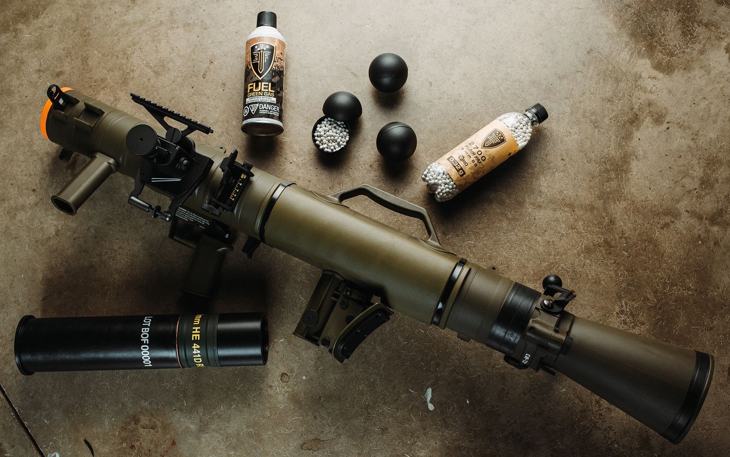 Elite Force / VFC USSOCOM M3 MAAWS Gas-Powered Airsoft Rocket / Grenade Launcher