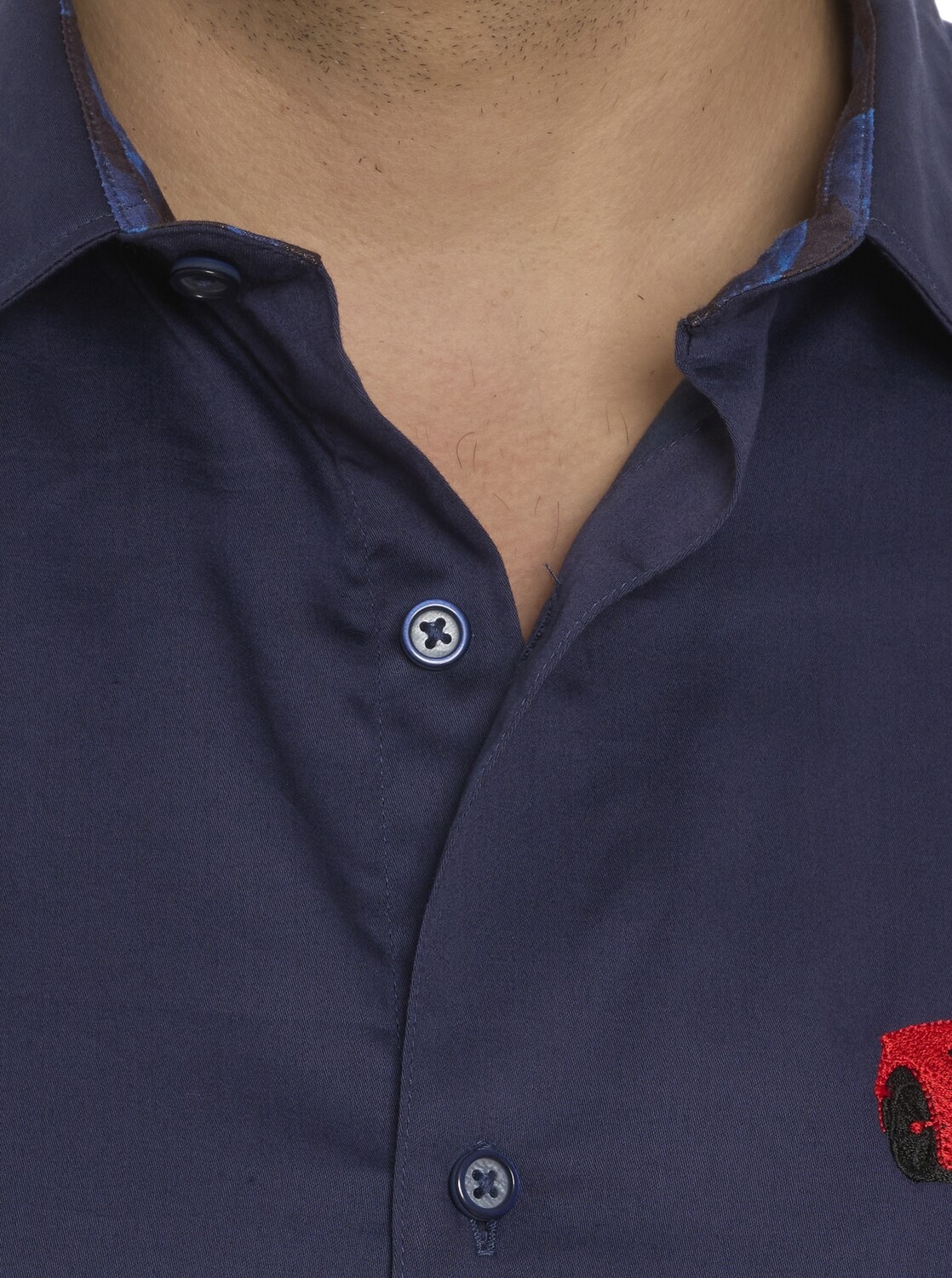 Robert Graham Special Edition Nightspider Car Shirt