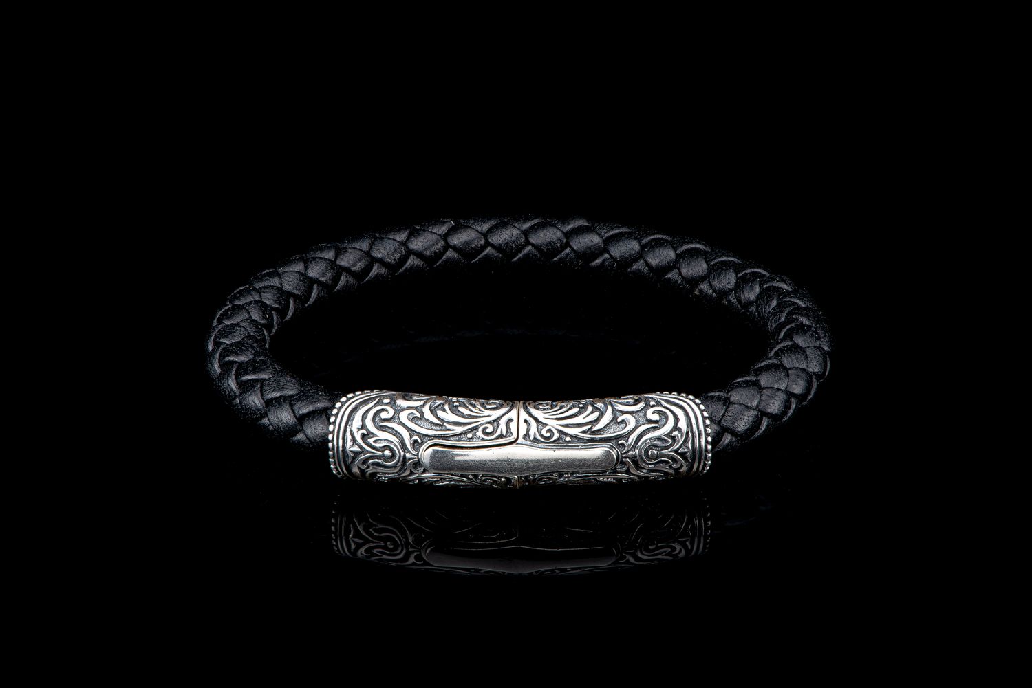 William Henry Milan Silver/Black