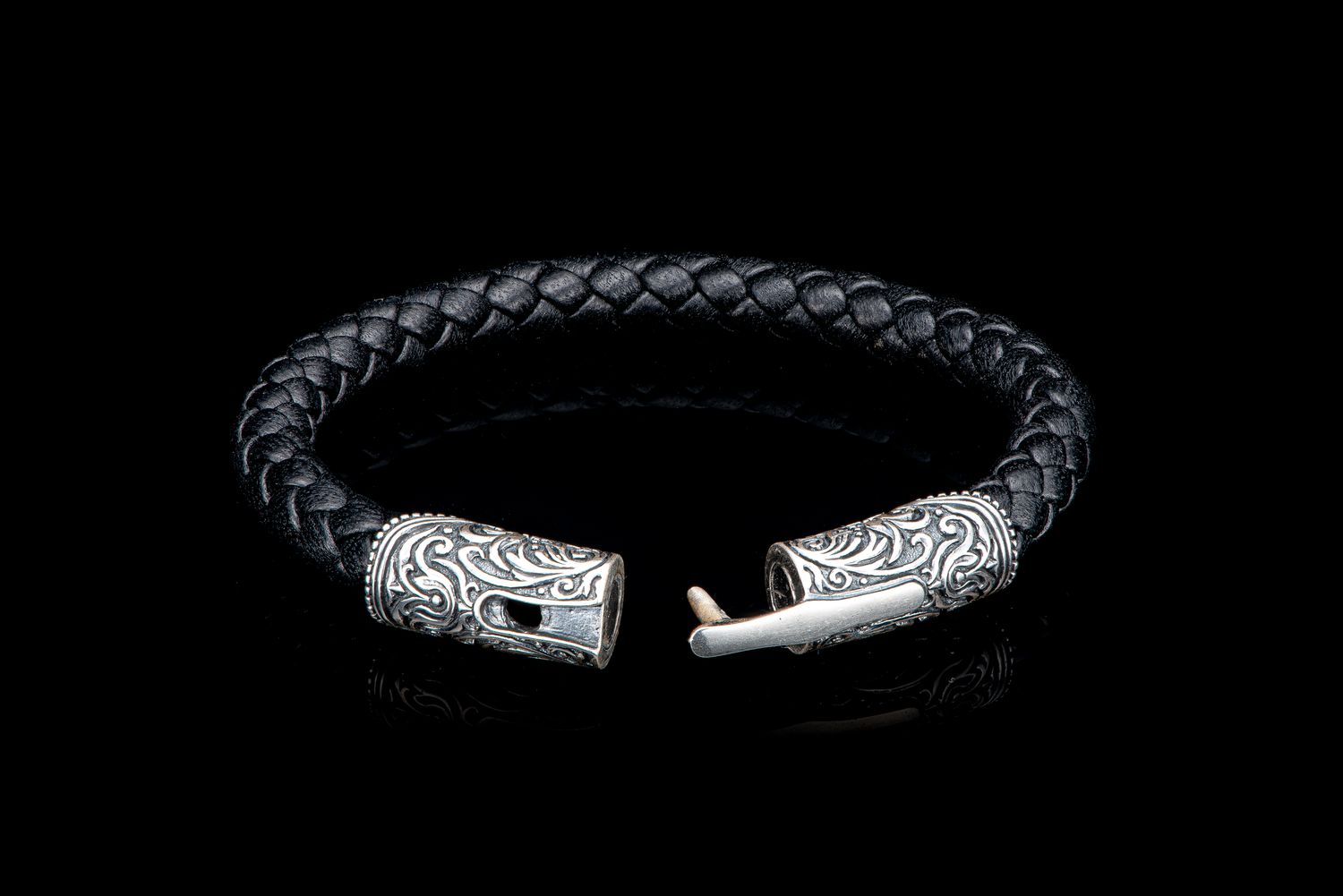 William Henry Milan Silver/Black