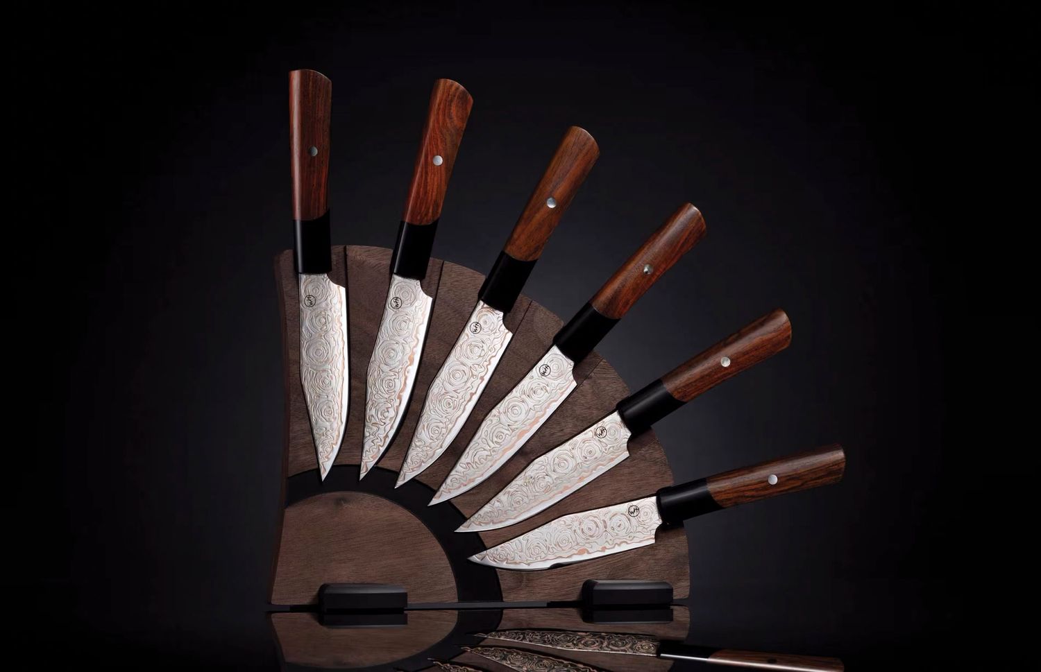 William Henry Flare Steak Set Walnut