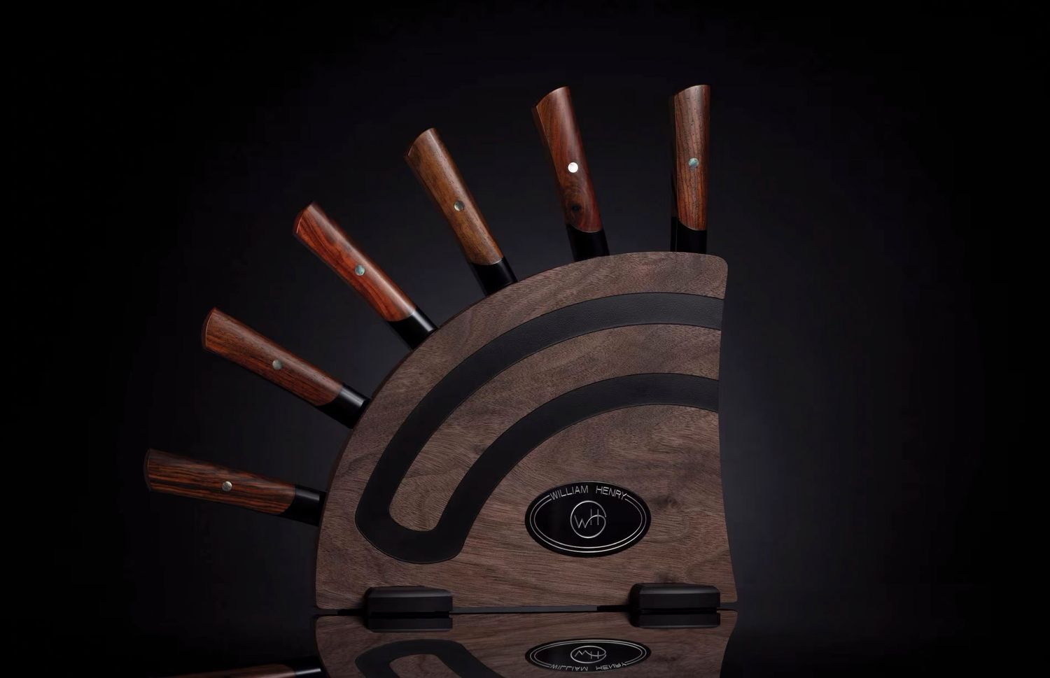 William Henry Flare Steak Set Walnut