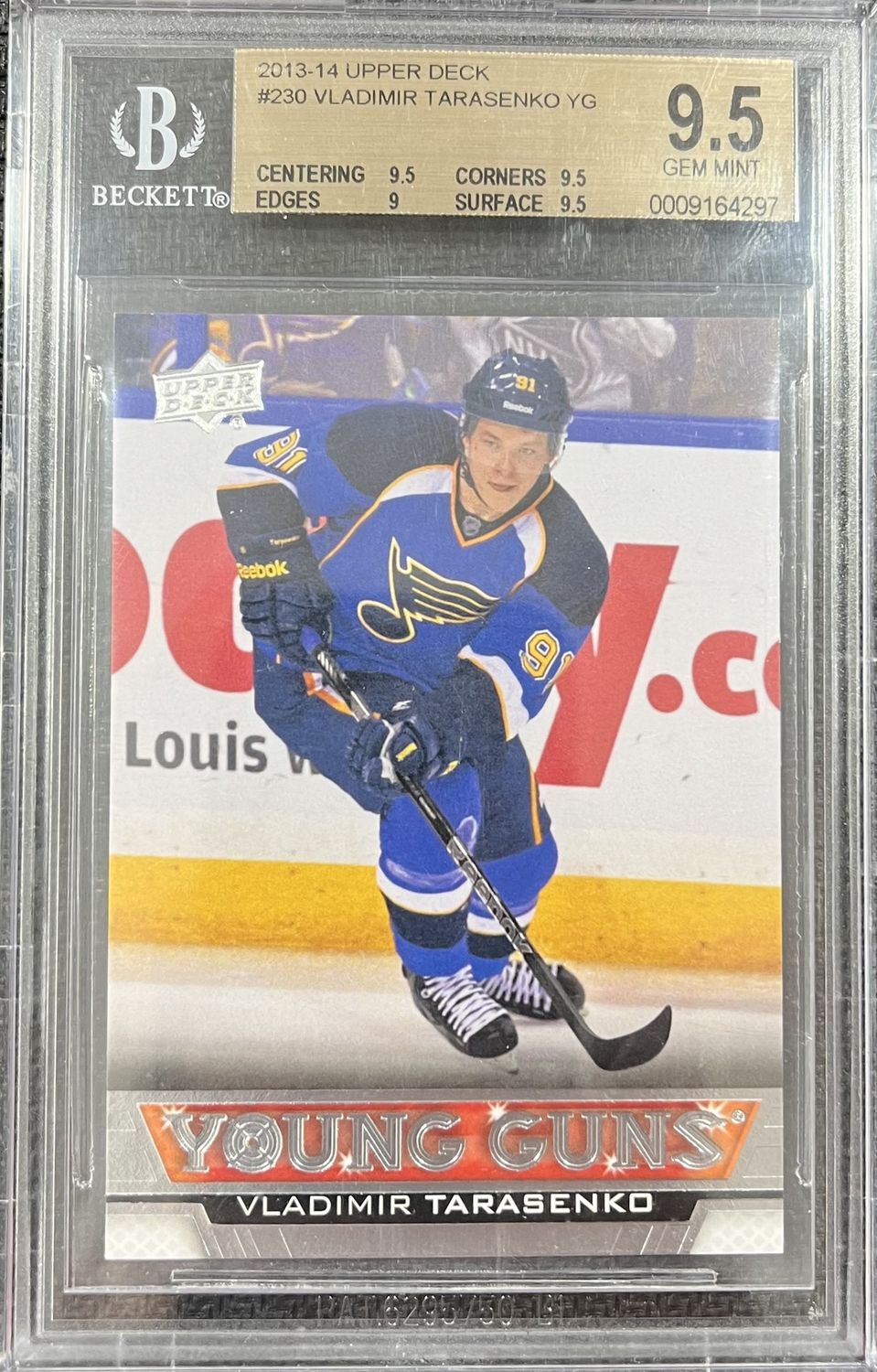 Vladimir Tarasenko - 2013-14 Upper deck Series one Young guns #230 Beckett 9.5