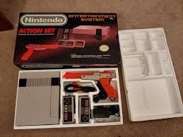 CONSOLE - NINTENDO NES, Format D'emballage: CIB