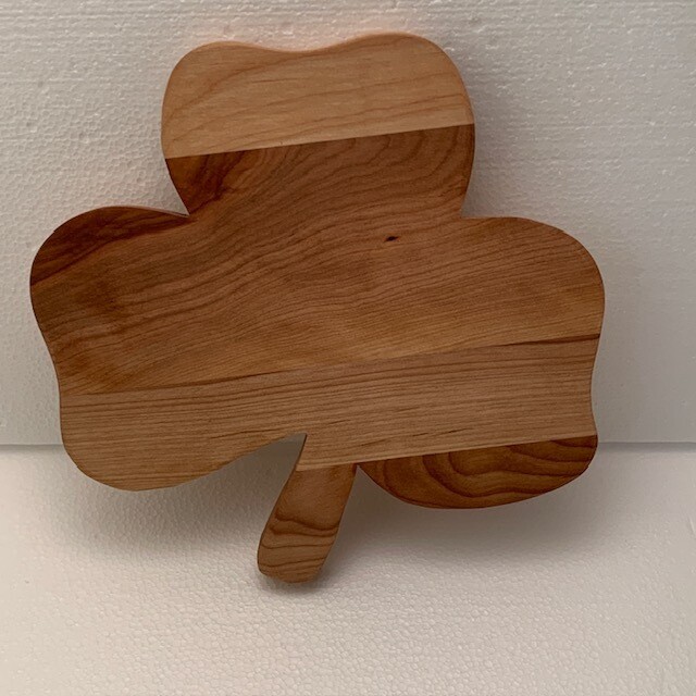 Smead Shamrock  Cutting Board