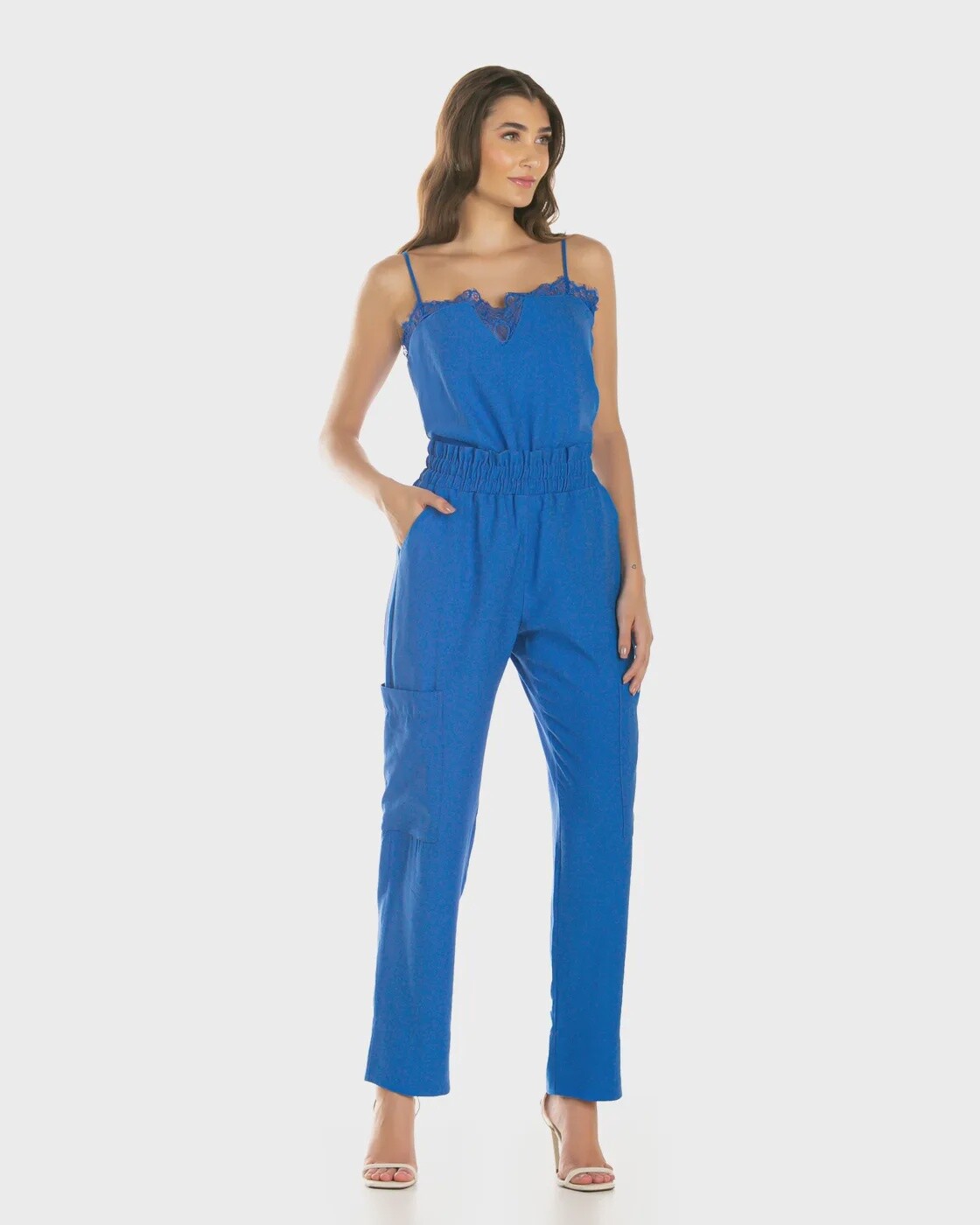 CONJUNTO BLUSA DE RENDA E CALÇA CLOCHARD, SIZE: P