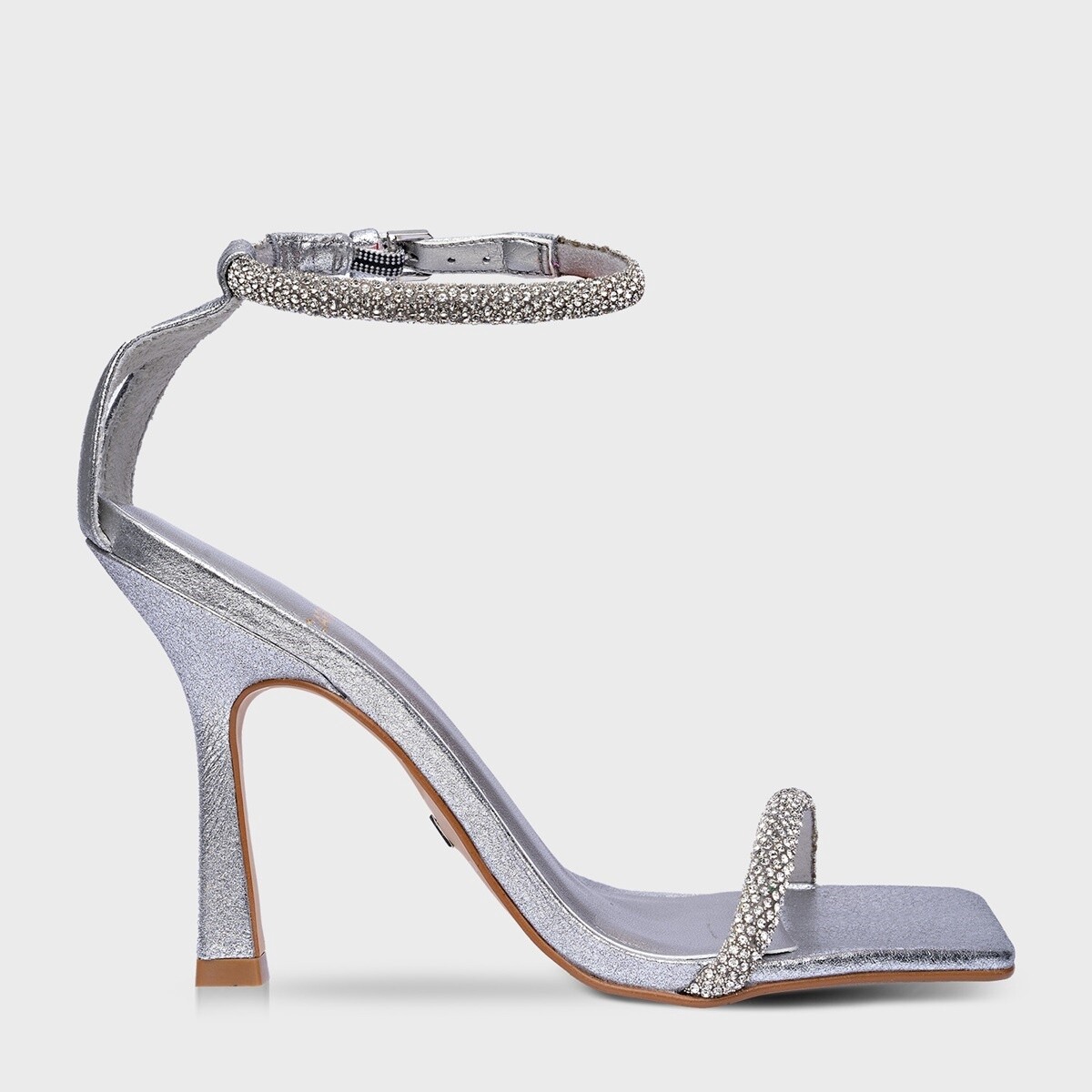 SANDAL COM BRILHO SILVER, SIZE: 4