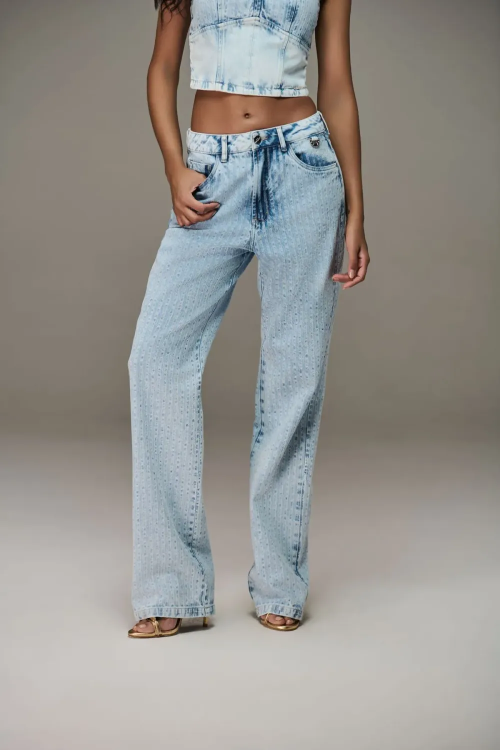 Calça Jeans Feminina Reta Clara DETALHES, SIZE: 38
