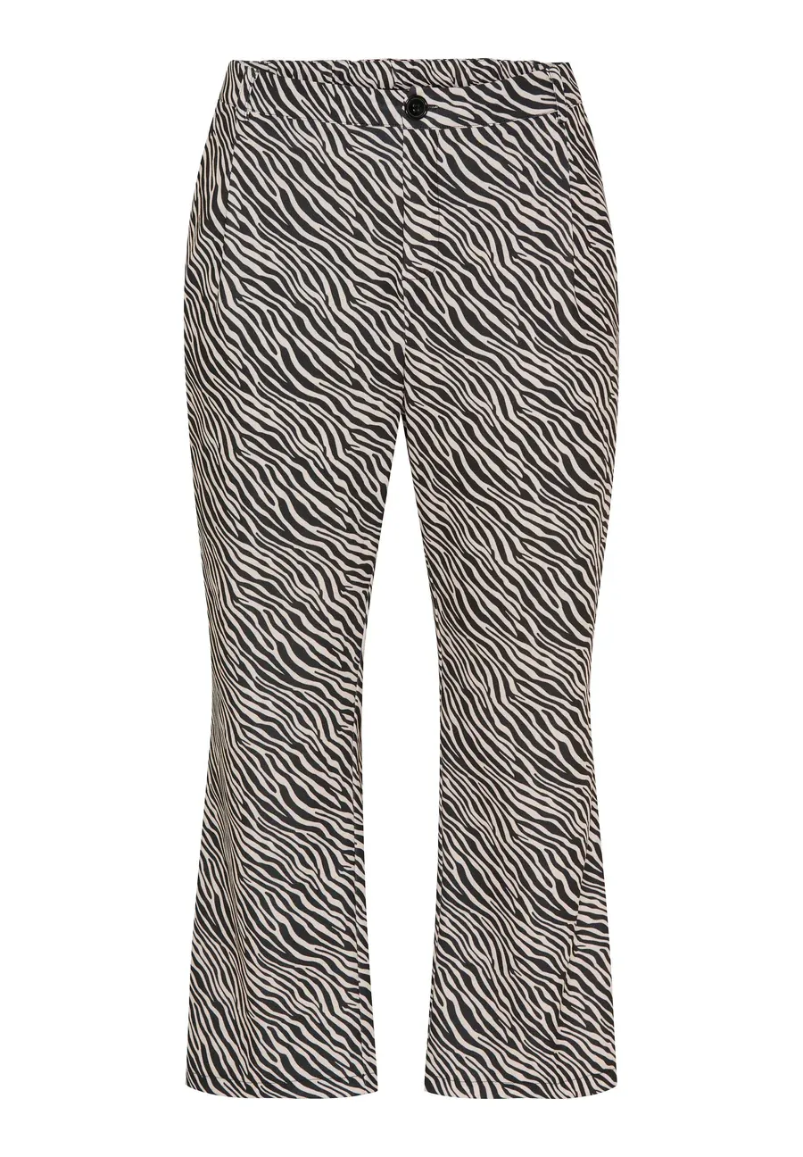 NO.1 By Ox loose pants off white