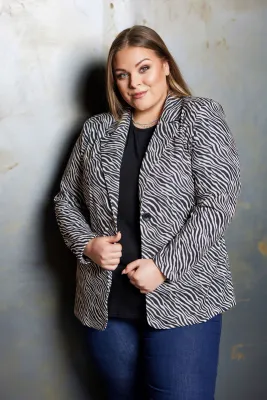 No. 1 by Ox - loose blazer off white