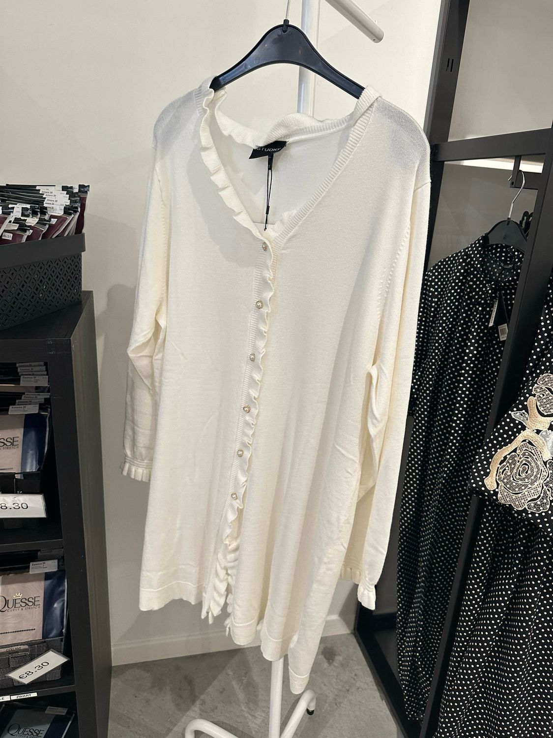 Gozzip Studio cardigan off white