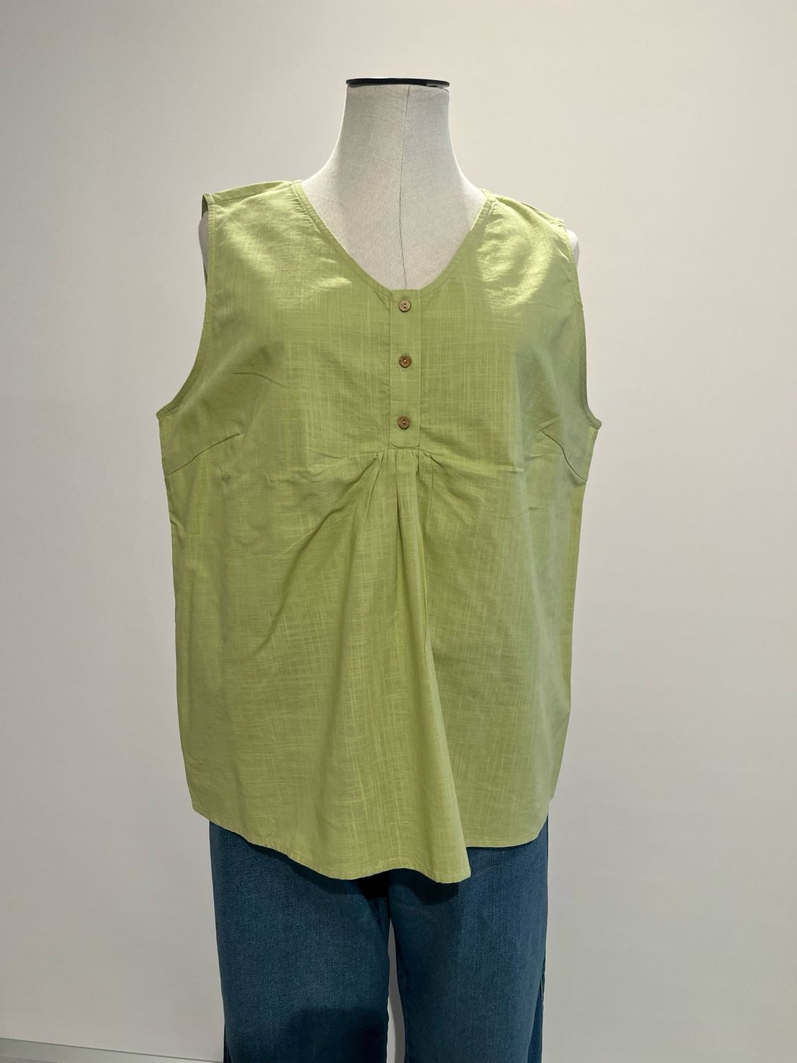 Only Carmakoma - Carcoco v-neck  - winter pear