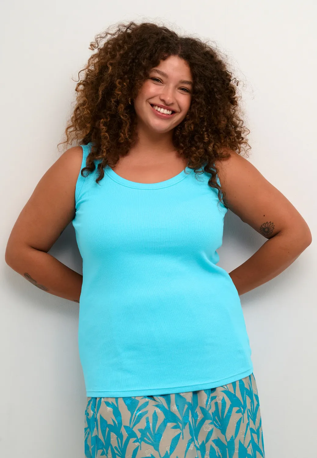 Kaffe Curve - KCcarina Tank Top - blue atoll