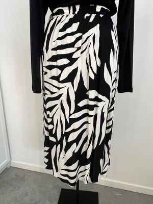 Only Carmakoma - CARNOVA - rok zwart/wit