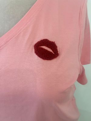 Only Carmakoma - Carbonnie - v-neck t-shirt - sea pink