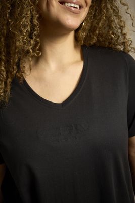 Zhenzi - Safi - T-shirt - zwart