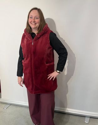 Curviss - bodywarmer fauxfur - bordeaux
