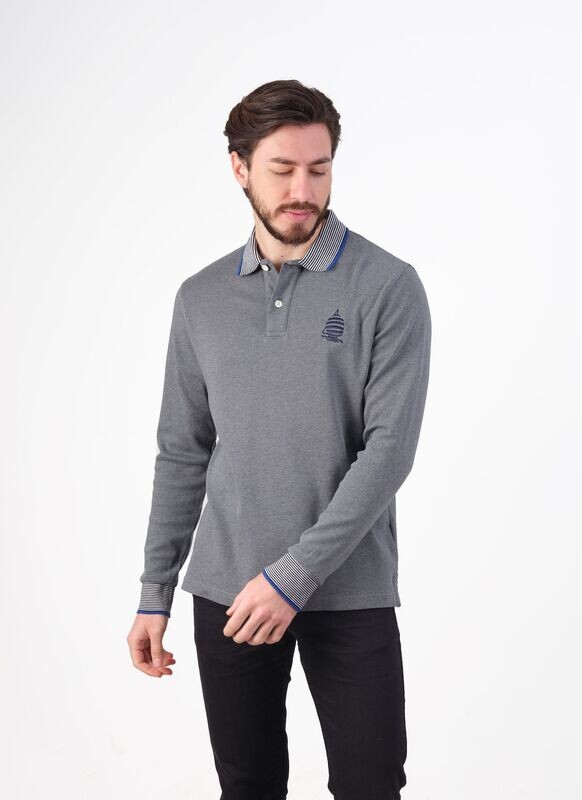 Yaka Detaylı Gri Sweatshirt