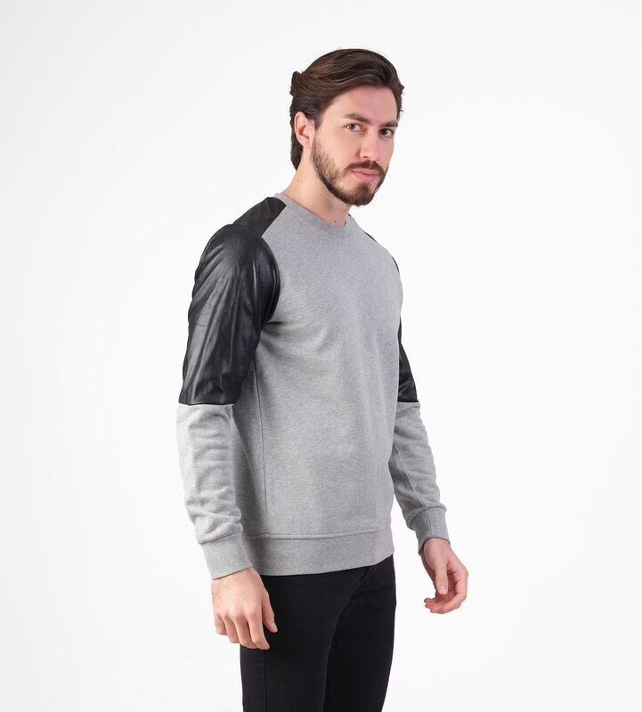 Deri Detaylı Gri Sweatshirt
