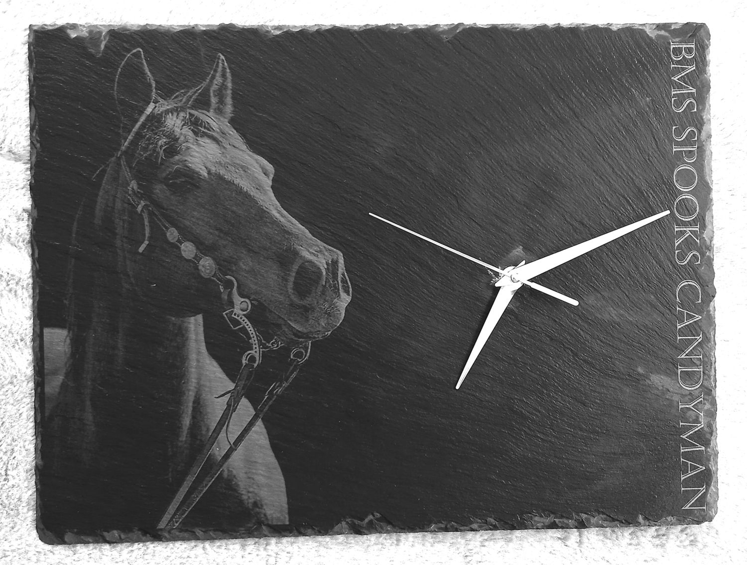 Individualisierte Uhr 40cm x 30cm