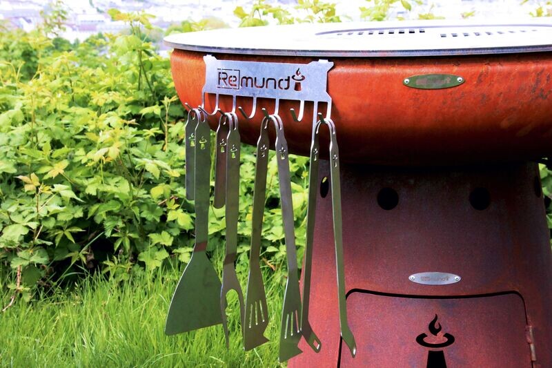 Set 4 (2 pinces, 1 raclette, 1 fourchette) en inox