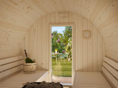 Sauna tonneau d'extérieur ANITA 1,6+0,7 m2 en bois 42 mm bardeaux de toit inclus