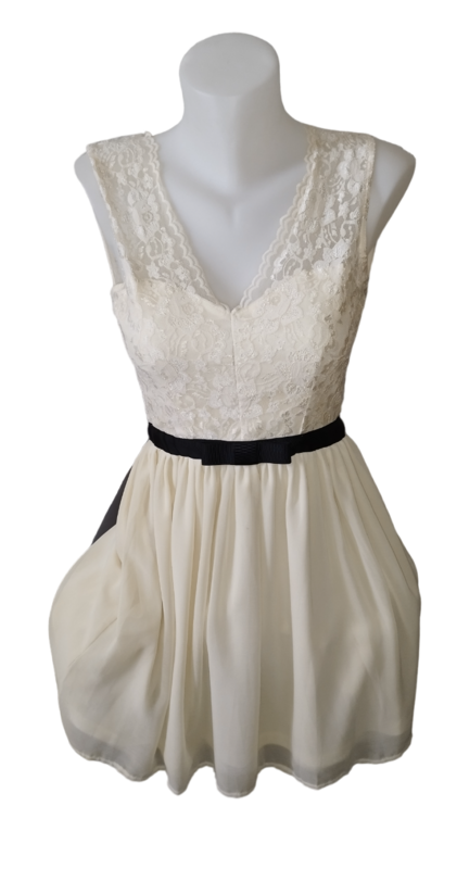 Robe beige dentelle T. 34 - XS