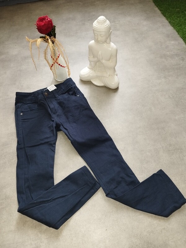 Pantalon bleu marine skinny fit T. 4 ans