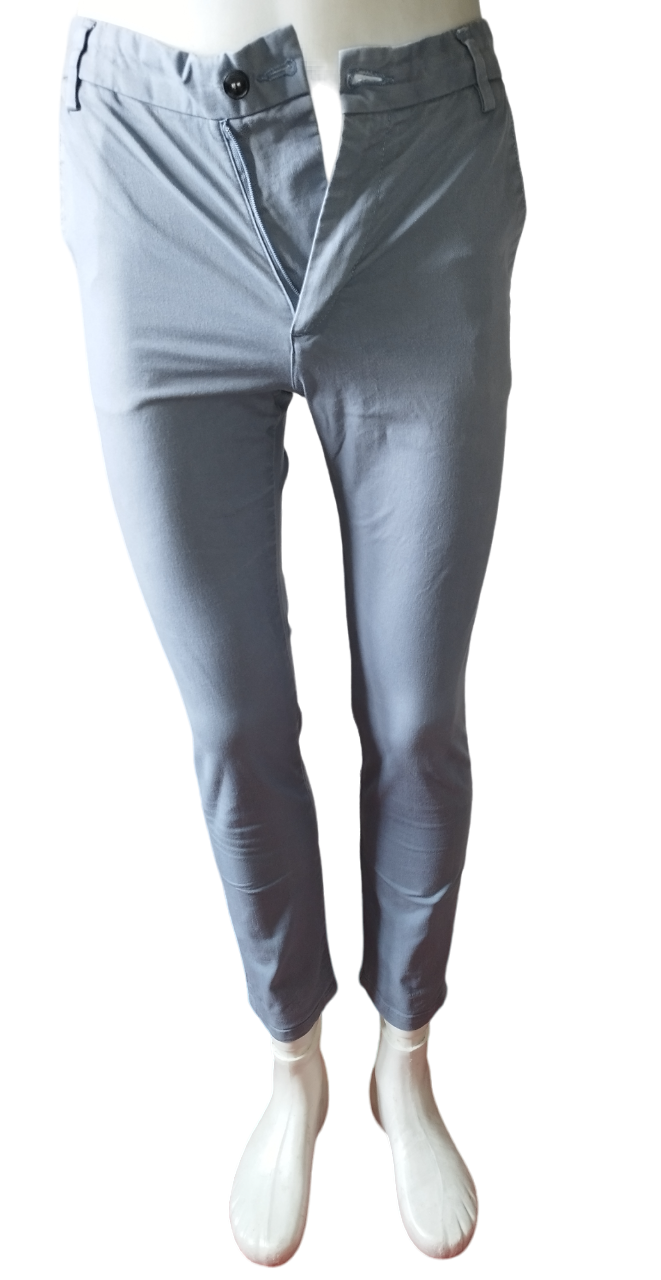 Pantalon chino bleu T. 36- S