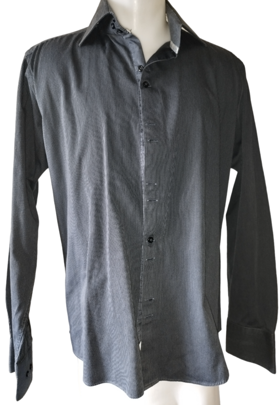 Chemise noire rayé gris manche longue T. 43-44