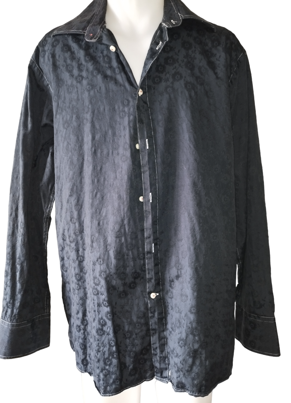 chemise noire dessin fleur coton doux T. 43