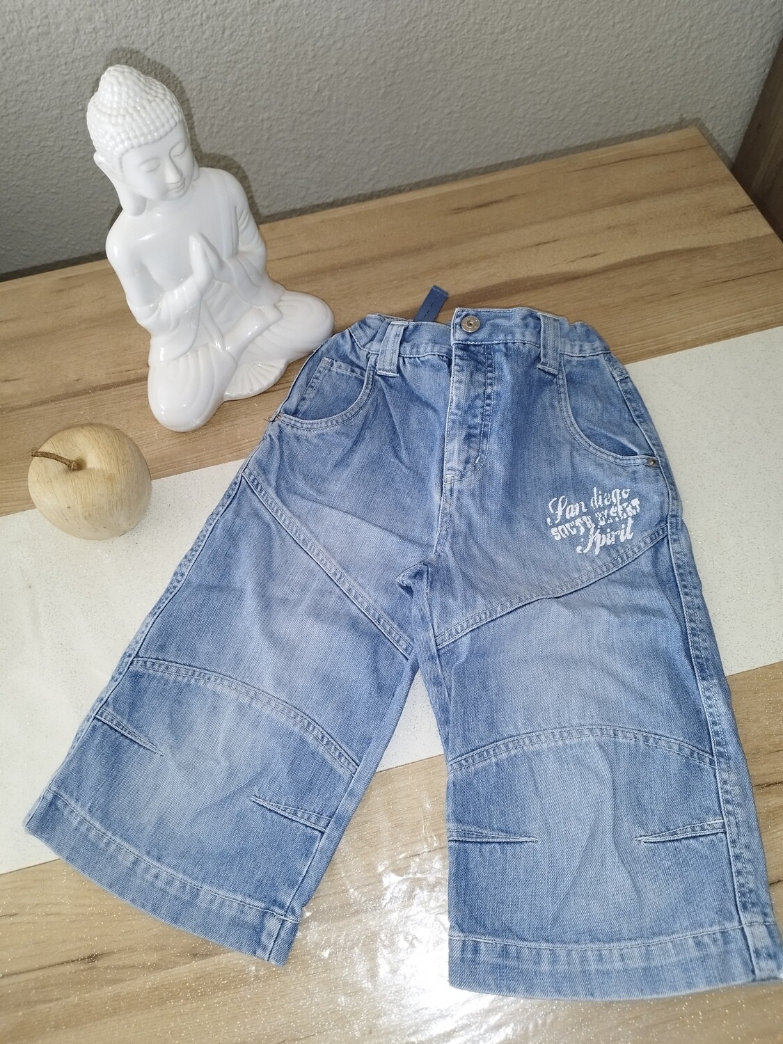 short jeans T. 6-8 ans